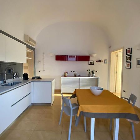Casa Carulli49 Apartment Bari Bagian luar foto
