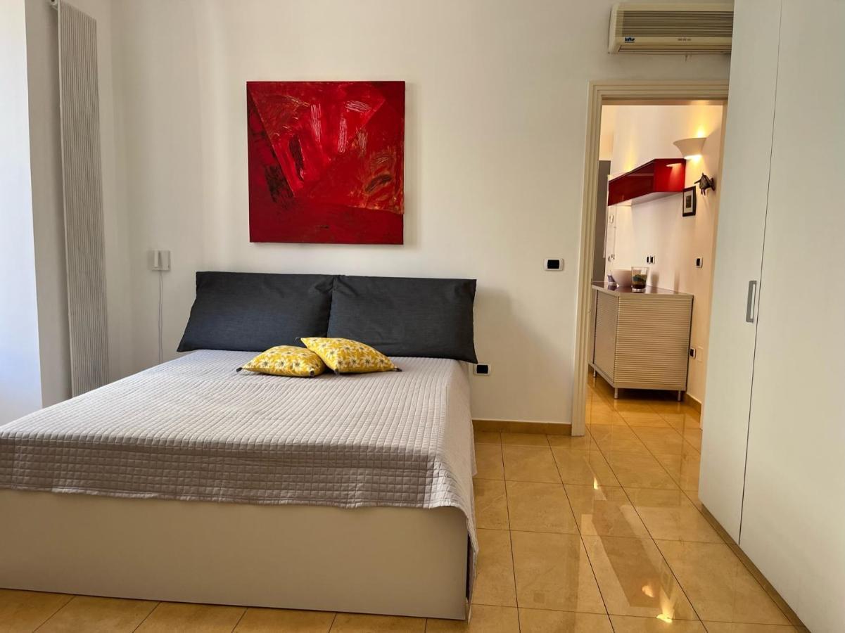 Casa Carulli49 Apartment Bari Bagian luar foto