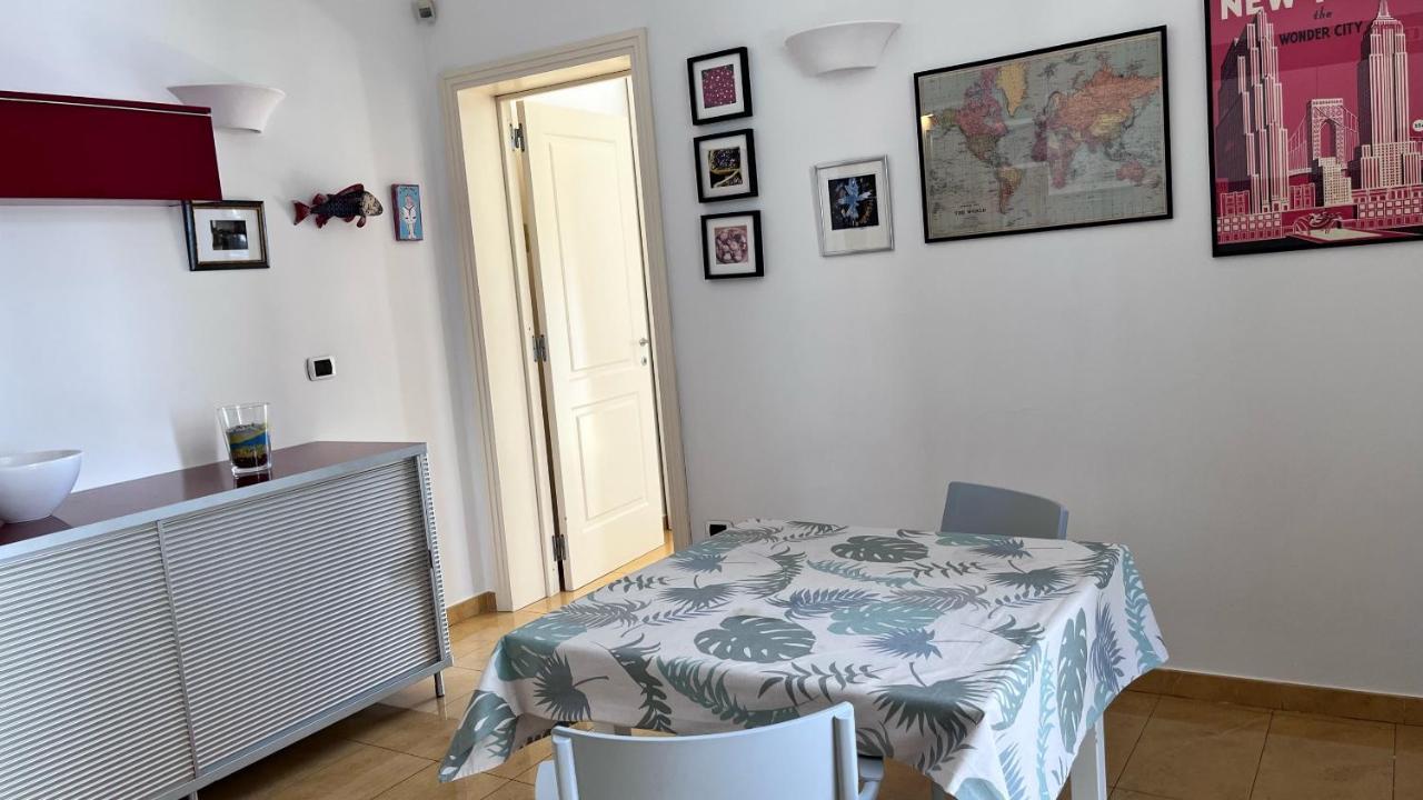 Casa Carulli49 Apartment Bari Bagian luar foto